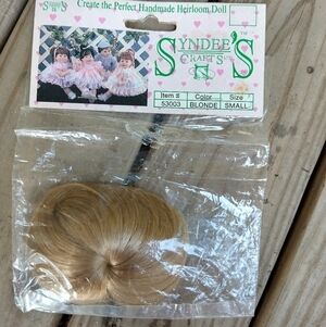 Vintage Syndee's Crafts Blonde Doll Wig Hair Size Small